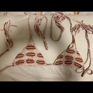 SOLD Acacia Bikini top